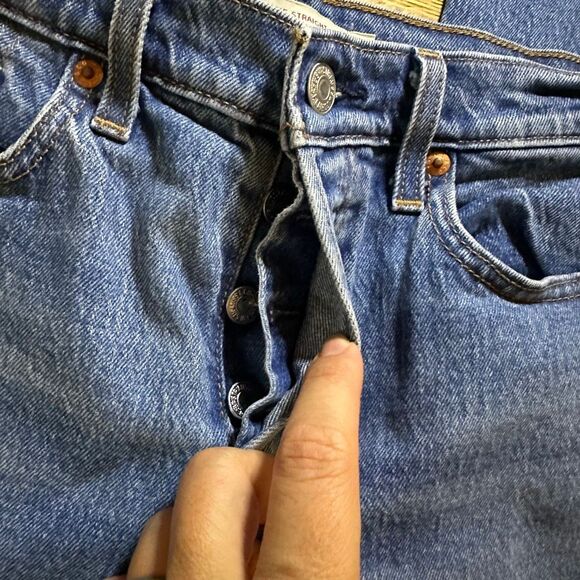 Levi Wedgie straight jeans buttonfly 26 raw hem - Picture 2 of 13